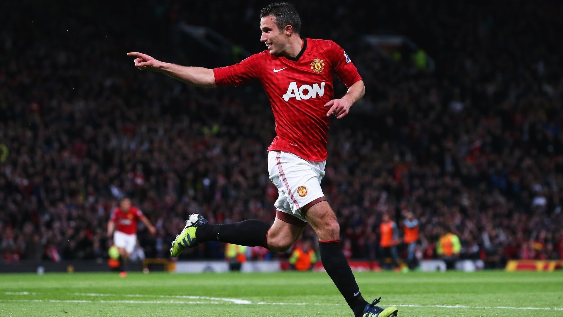 “足球场馆智慧化管理，提升比赛效率”，足球场运营管理方案